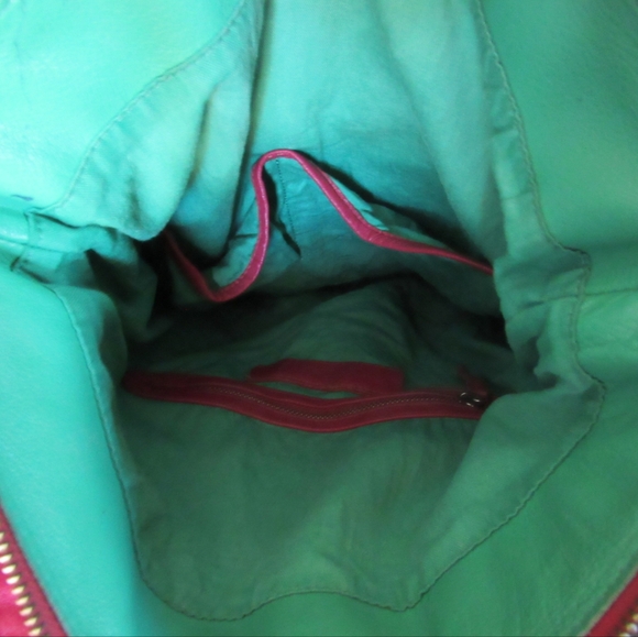 Sticks and Stones City Bag Red Leather fold down Crossbody Flap Purse - Picture 2 of 12